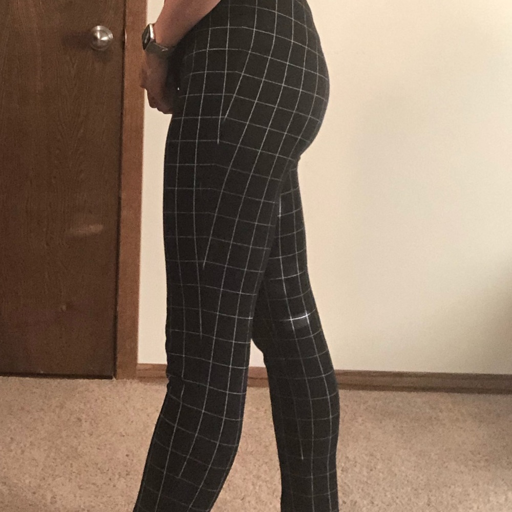 Express Window Paned High Waist Leggings L